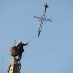 apposizione croce campanile duomo sant'agata de' goti